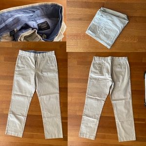 J crew classic chino pant 33/32